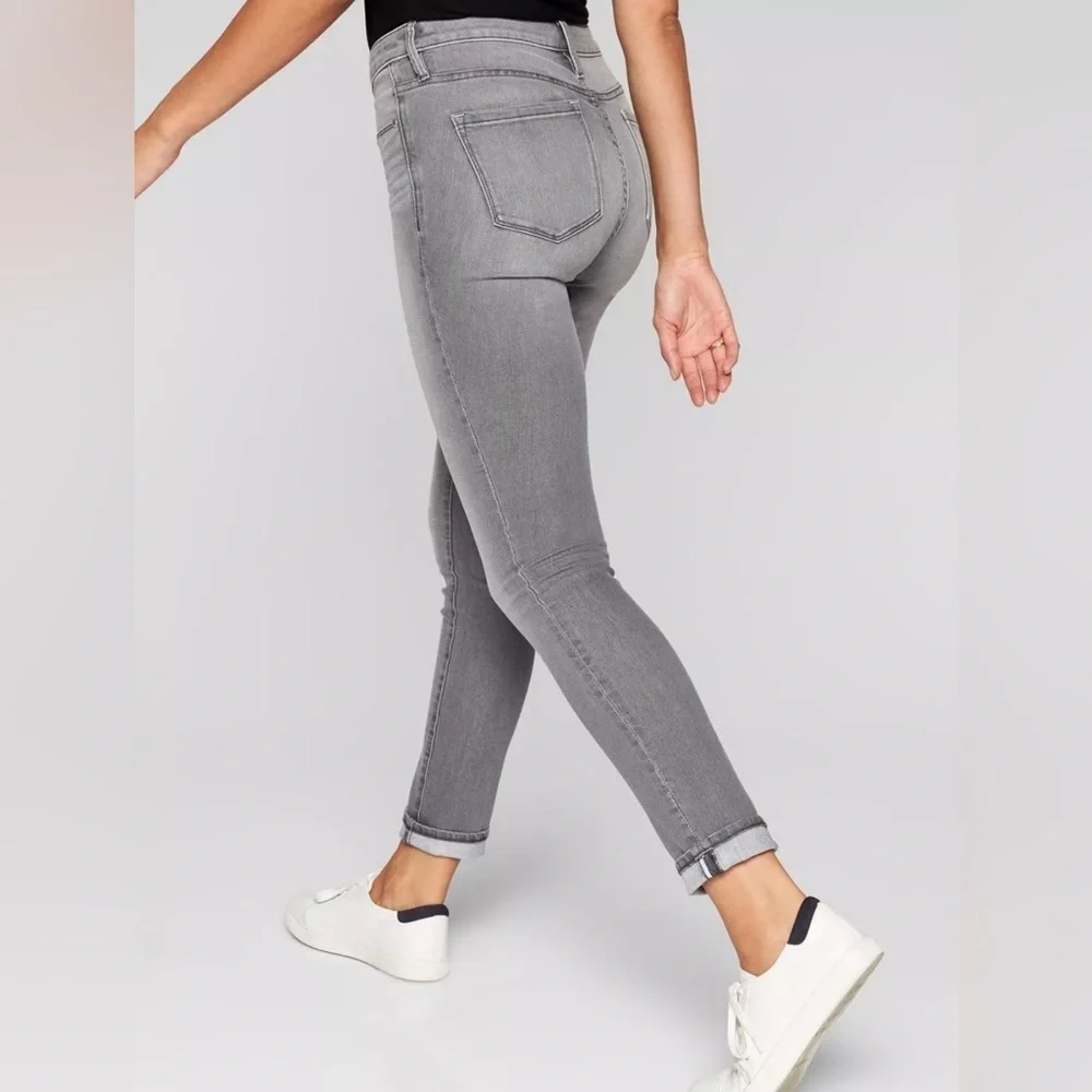 Athleta Sculptek Skinny Jean in Quartz Wash Size 4 Denim Athleisure Hiking - Picture 2 of 8